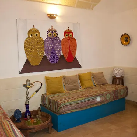 Casa Garibaldi , Piazza Sant'anna * Favignana