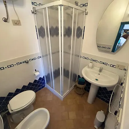 Casa Garibaldi , Piazza Sant'anna
