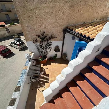 Casa Garibaldi , Piazza Sant'anna *